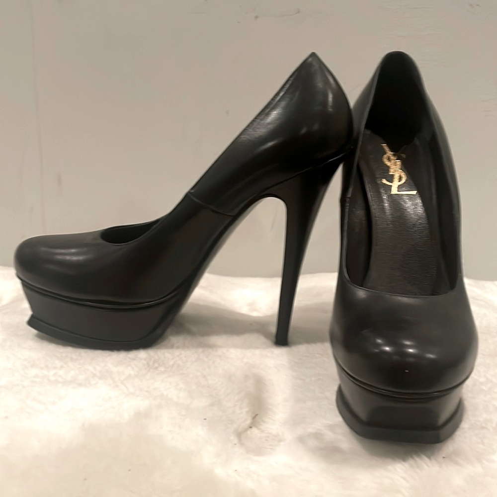 Saint Laurent Black Leather Heels